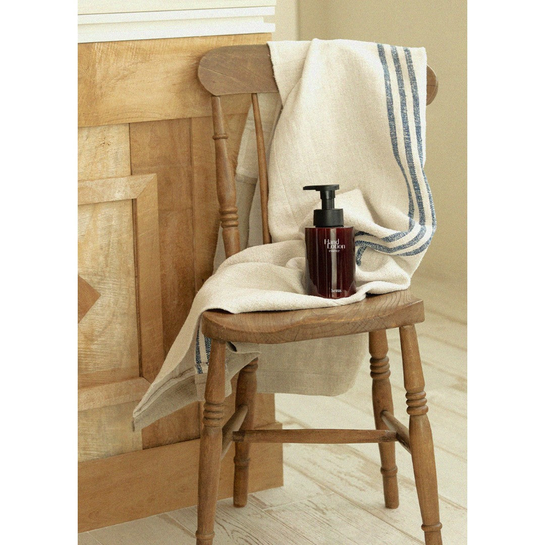 hetras Perfume Essence Hand Lotion 515ml - Flower Shop hetras